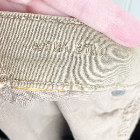 NEW American Eagle Men's Next Level Flex Athletic Tan Khaki Jeans Size 29 x 30 - Picture 6 of 10